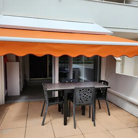 Appartement Avec Grande Terrasse *