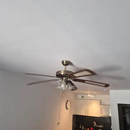 Lägenhet Avec Grande Terrasse *
