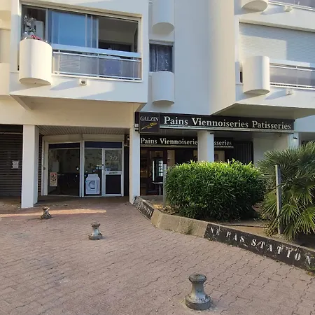Appartement Avec Grande Terrasse *